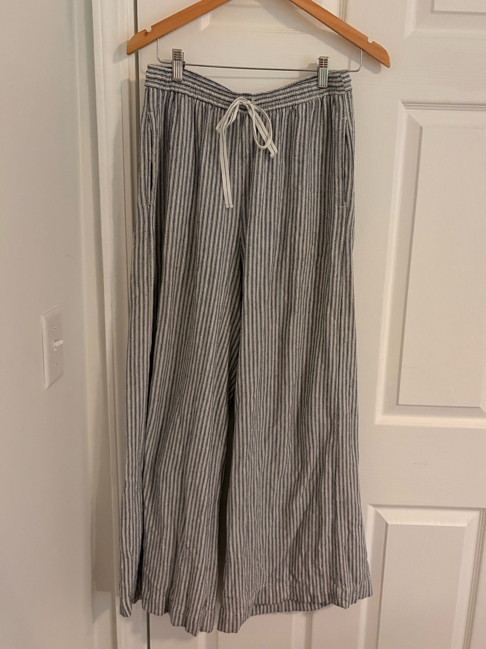 Max Studio Striped Linen Blend Pants